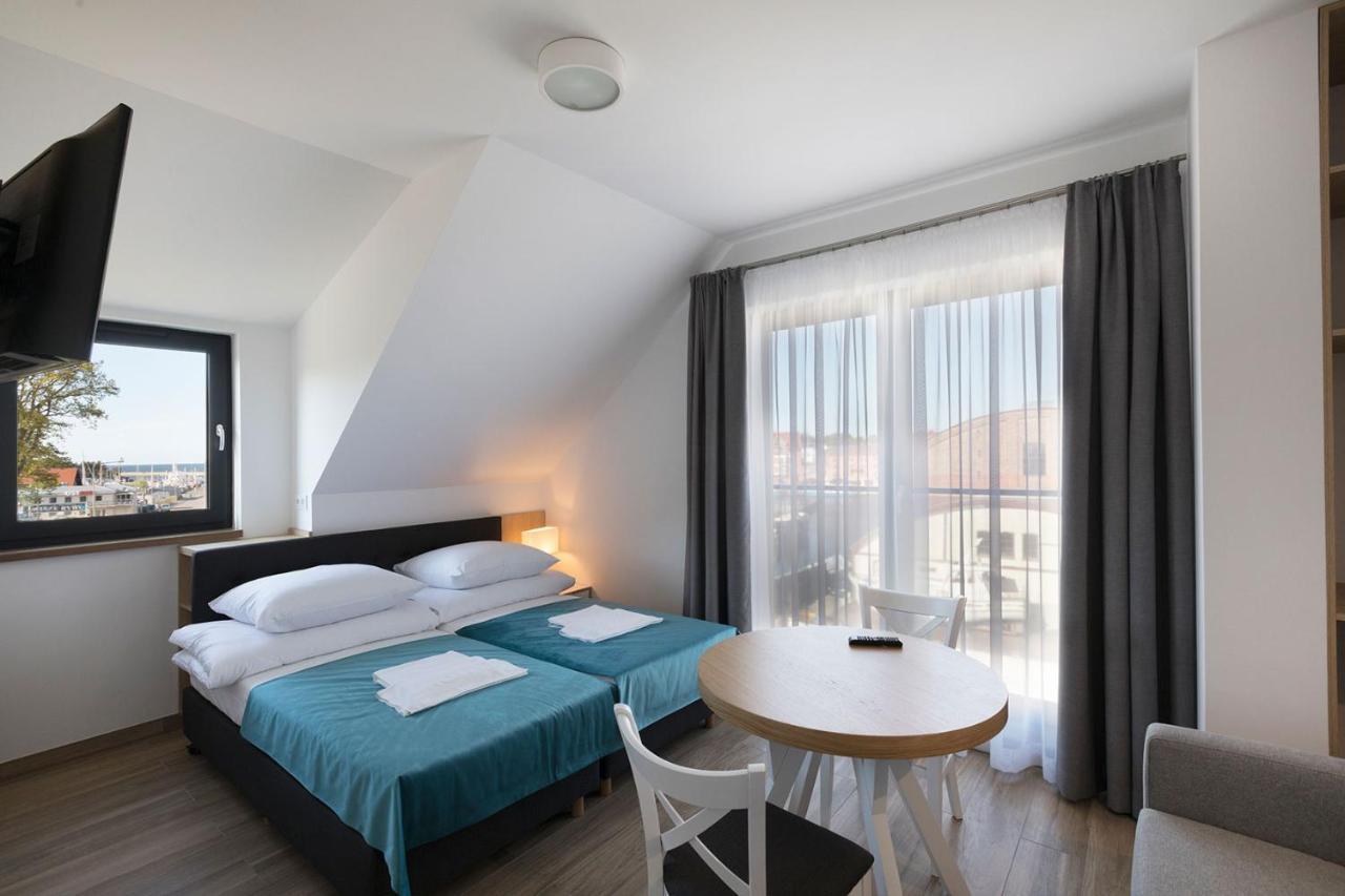 Willa Przy Porcie - Apartamenty Z Aneksami Kuchennymi Ustka Extérieur photo