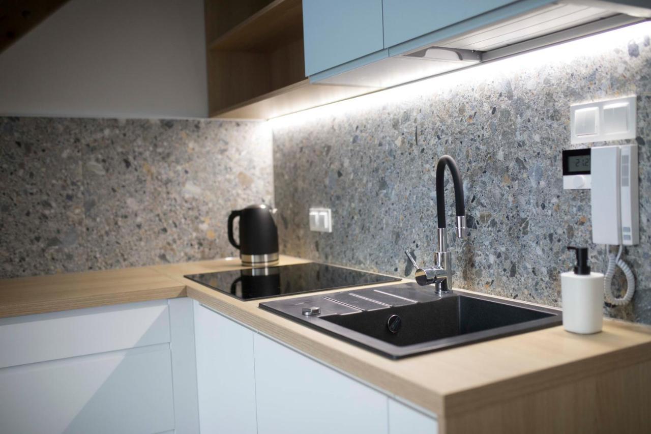Willa Przy Porcie - Apartamenty Z Aneksami Kuchennymi Ustka Extérieur photo