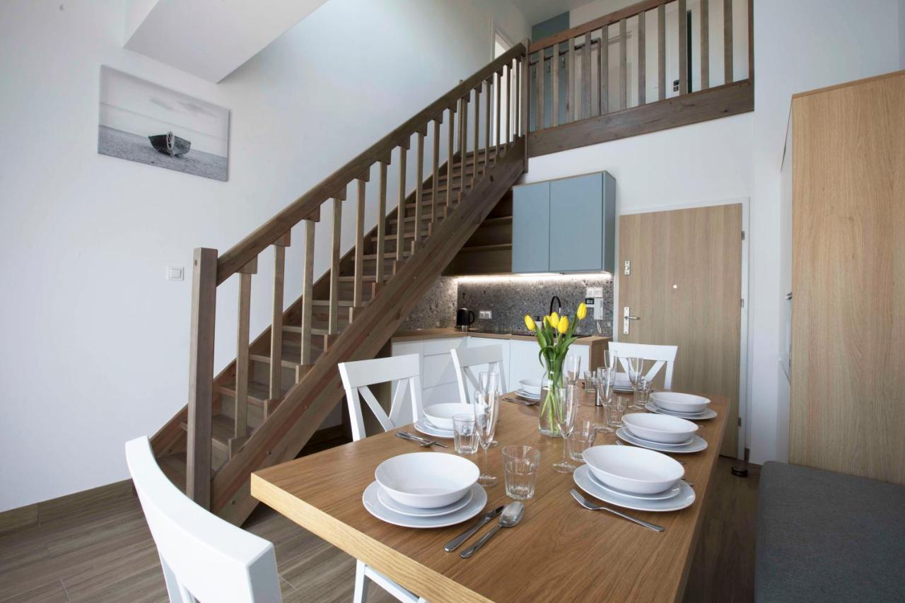 Willa Przy Porcie - Apartamenty Z Aneksami Kuchennymi Ustka Extérieur photo